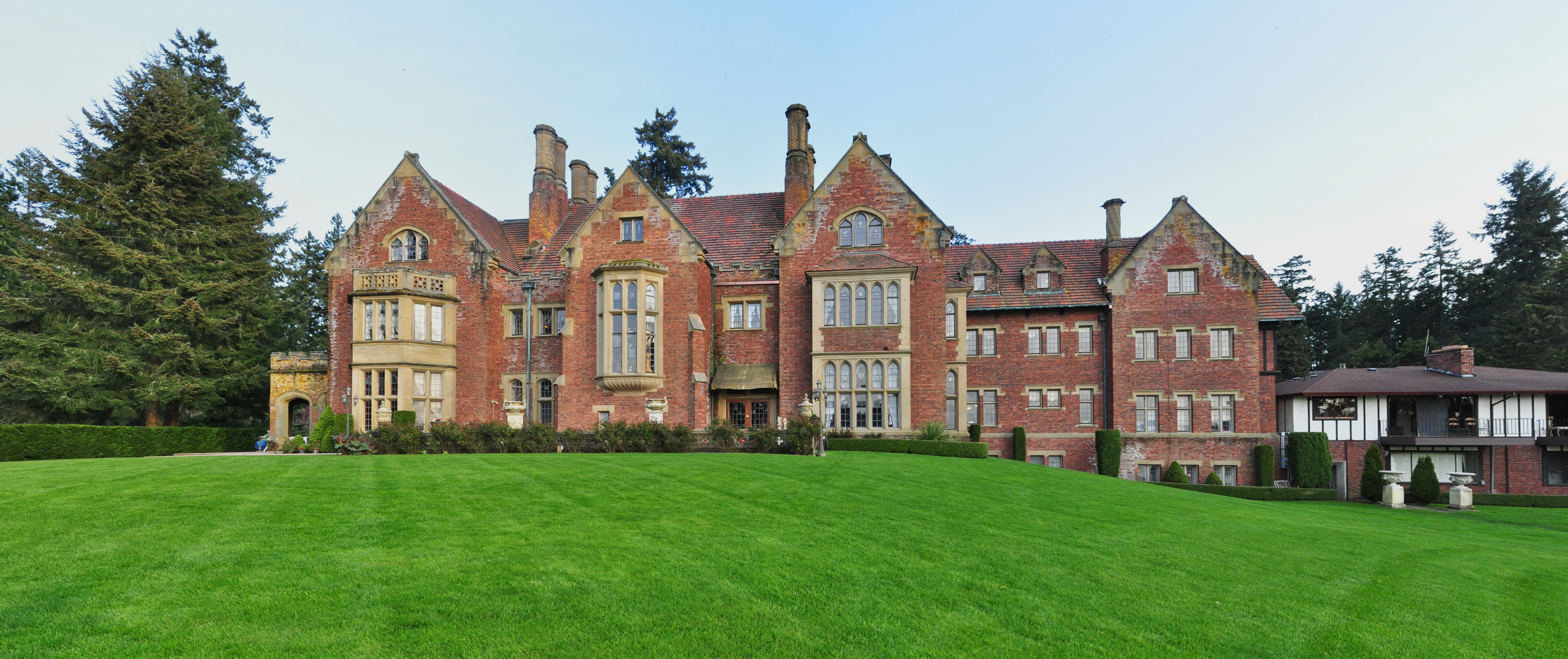 Thornewood Castle